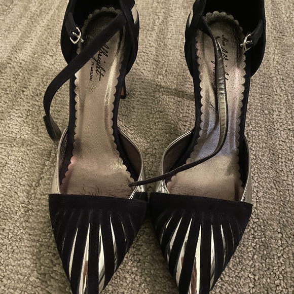 Miss Albright Art Deco Pumps - Picture 3 of 8